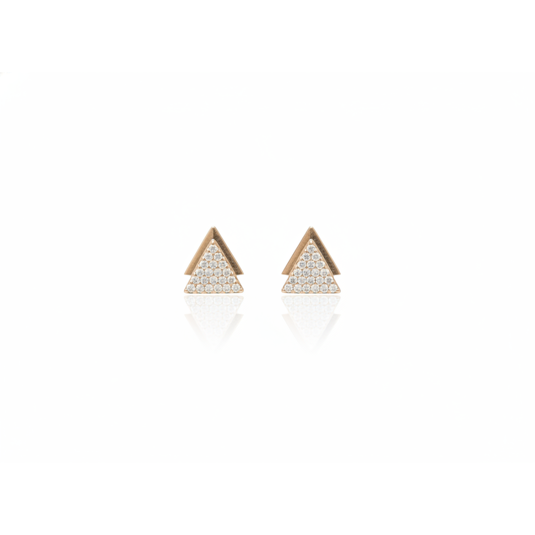 Brinco Triangulo cravejado com zircônia e liso